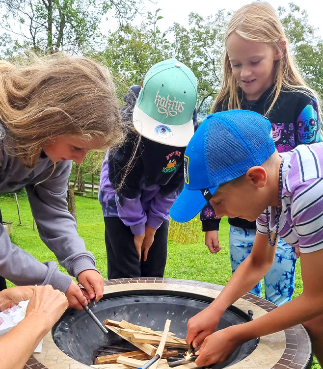 Kinderfeste - Geburtstag, Sommerfest - Feuer machen